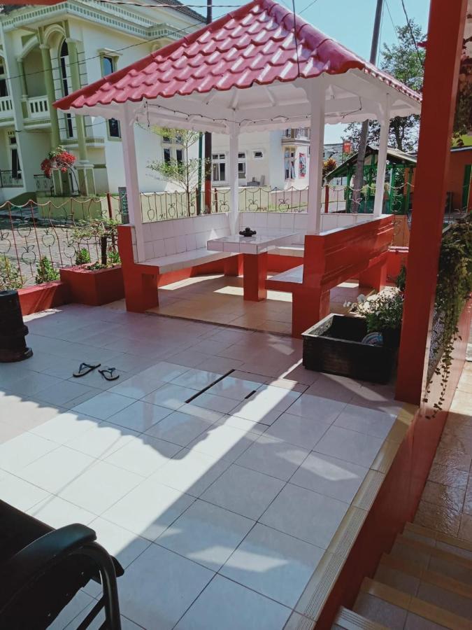 Villa Musti Green Apple Cipanas Sindanglaya Exteriér fotografie